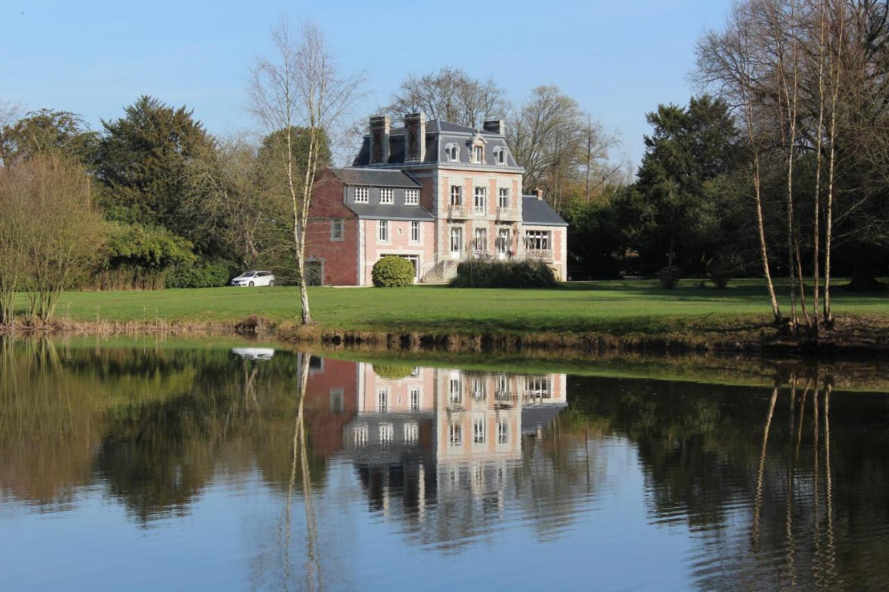 Chateau De La Chasse Beauvais Romagne  Экстерьер фото