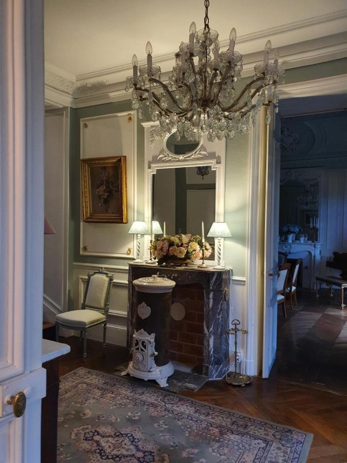 Chateau De La Chasse Beauvais Romagne  Экстерьер фото